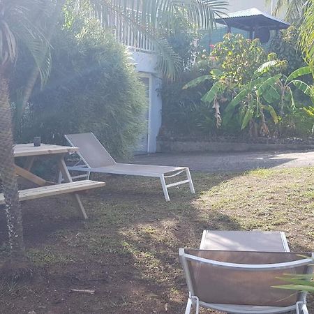 Studio Moderne Climatise Avec Jardin, Plage A Pied Le Diamant Eksteriør bilde